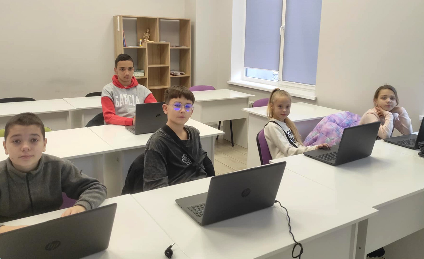 CHARITY SCHOOL "SMART FUTURE"