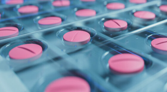 [Blog cover] Examples of digital transformation in the pharma industry