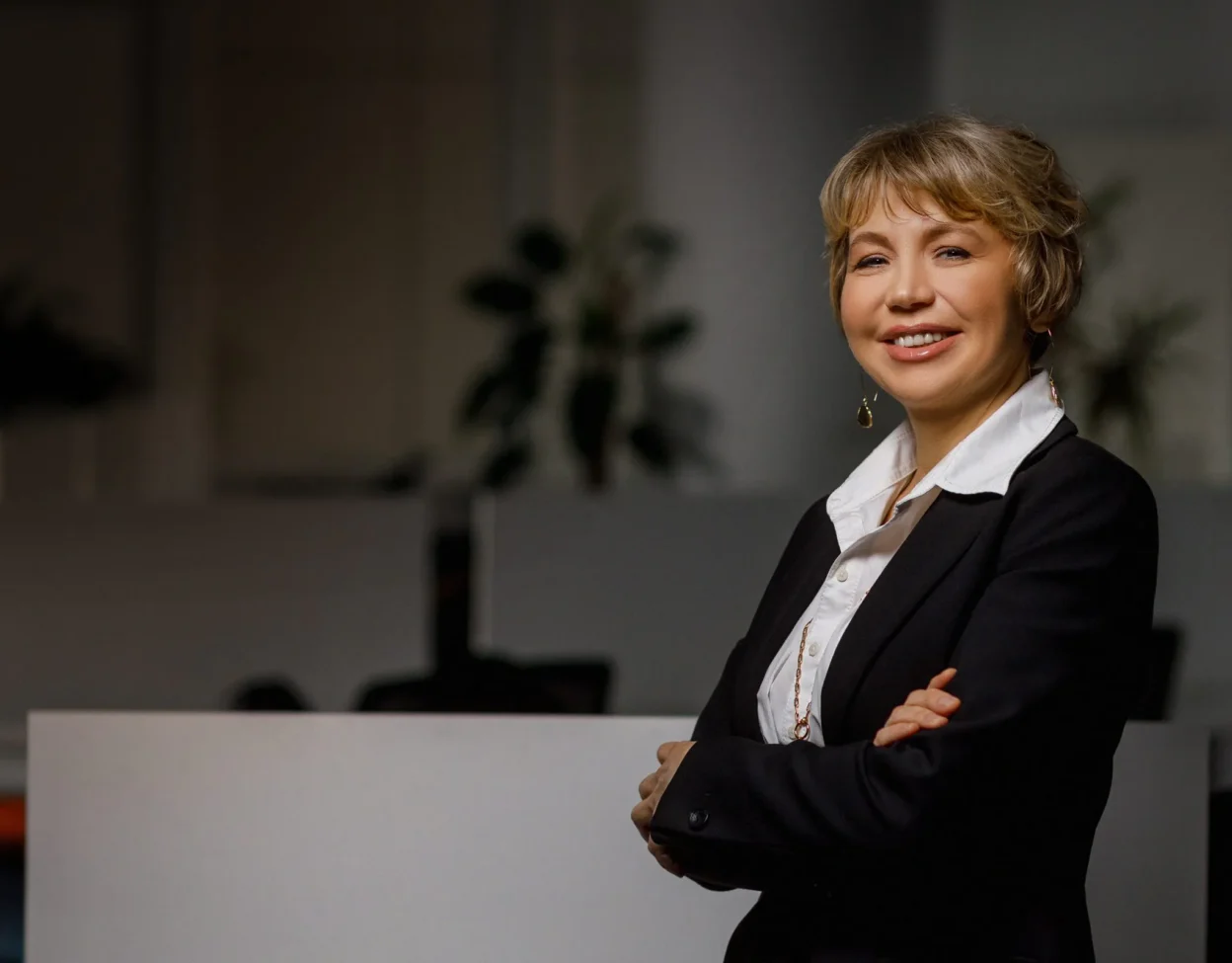 CEO-2048×1600-1-2048×1600-1